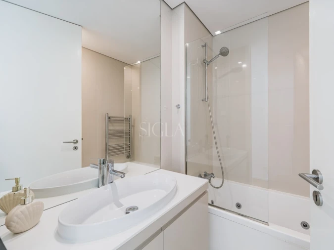 Apartamento T3 para Arrendamento em Madalena Foto 24