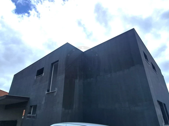Moradia T3 para Venda em Caniço Foto 3