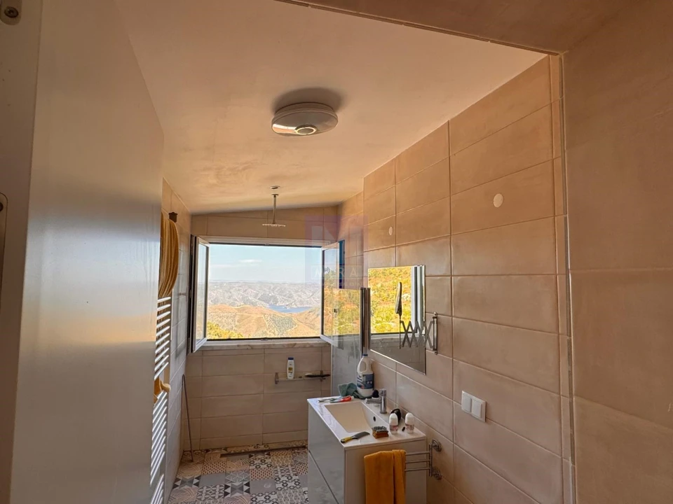 Moradia T2 para Venda em Alferce Foto 27