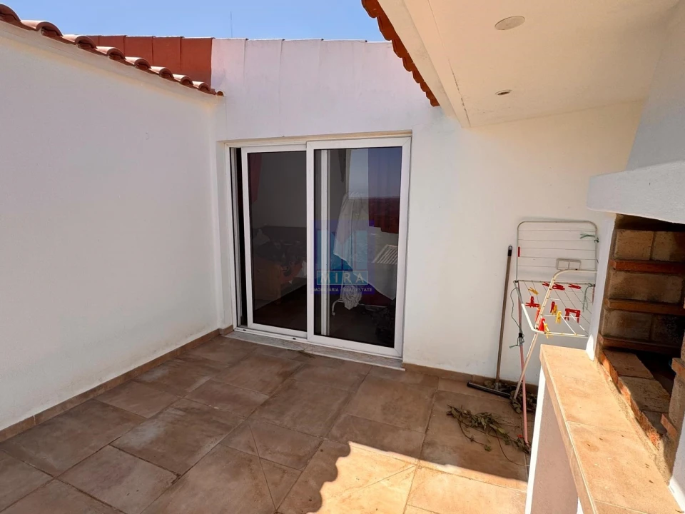 Moradia T2 para Venda em Alferce Foto 29