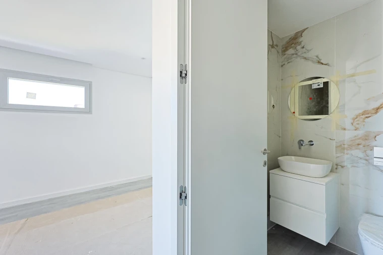 Apartamento T1 para Venda em Camarate, Unhos e Apelação Foto 22