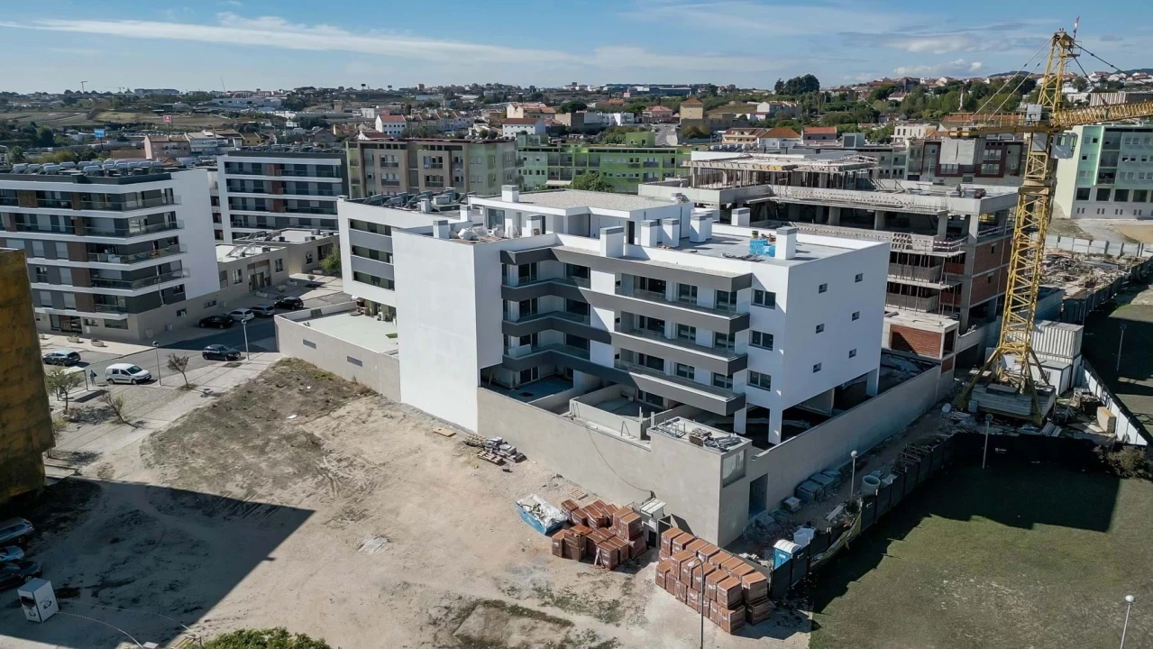 Apartamento T1 para Venda em Camarate, Unhos e Apelação Foto 52