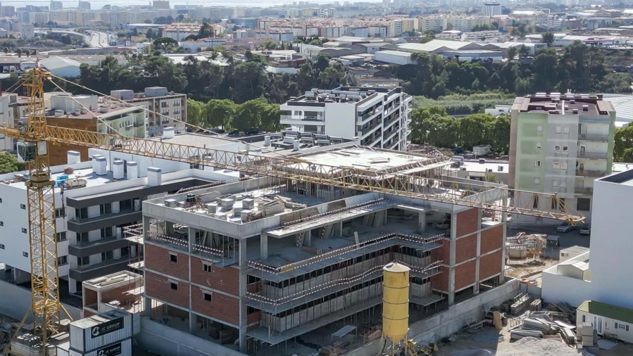 Apartamento T1 para Venda em Camarate, Unhos e Apelação Foto 55