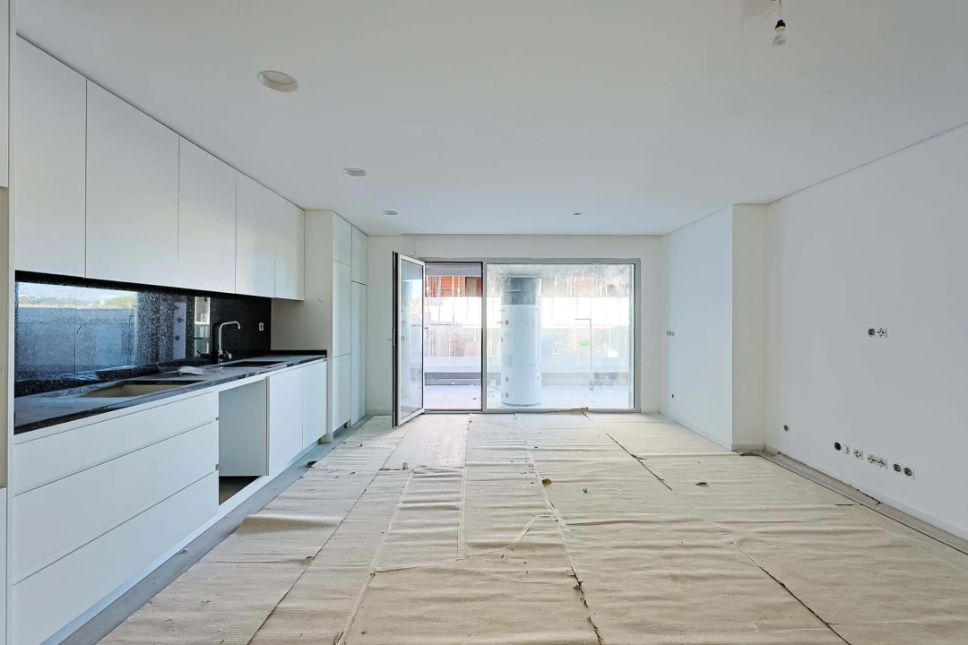 Apartamento T1 para Venda em Camarate, Unhos e Apelação Foto 5