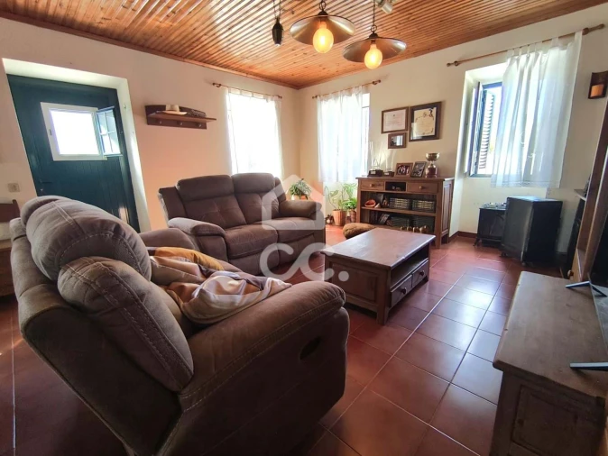 Moradia T3 para Venda em São Mateus da Calheta Foto 8