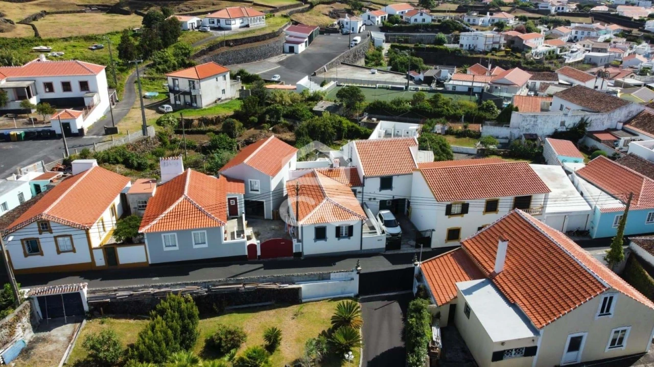 Moradia T3 para Venda em São Mateus da Calheta Foto 24