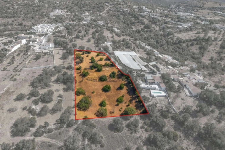 Terreno para Venda em Paderne Foto 2