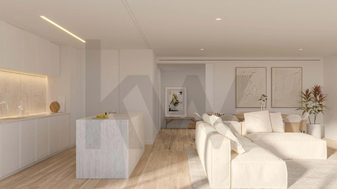 Apartamento T4 para Venda em Quarteira Foto 7
