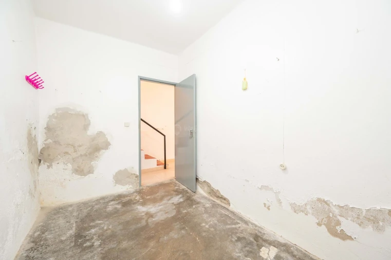 Moradia T4 para Venda em Gafete Foto 13