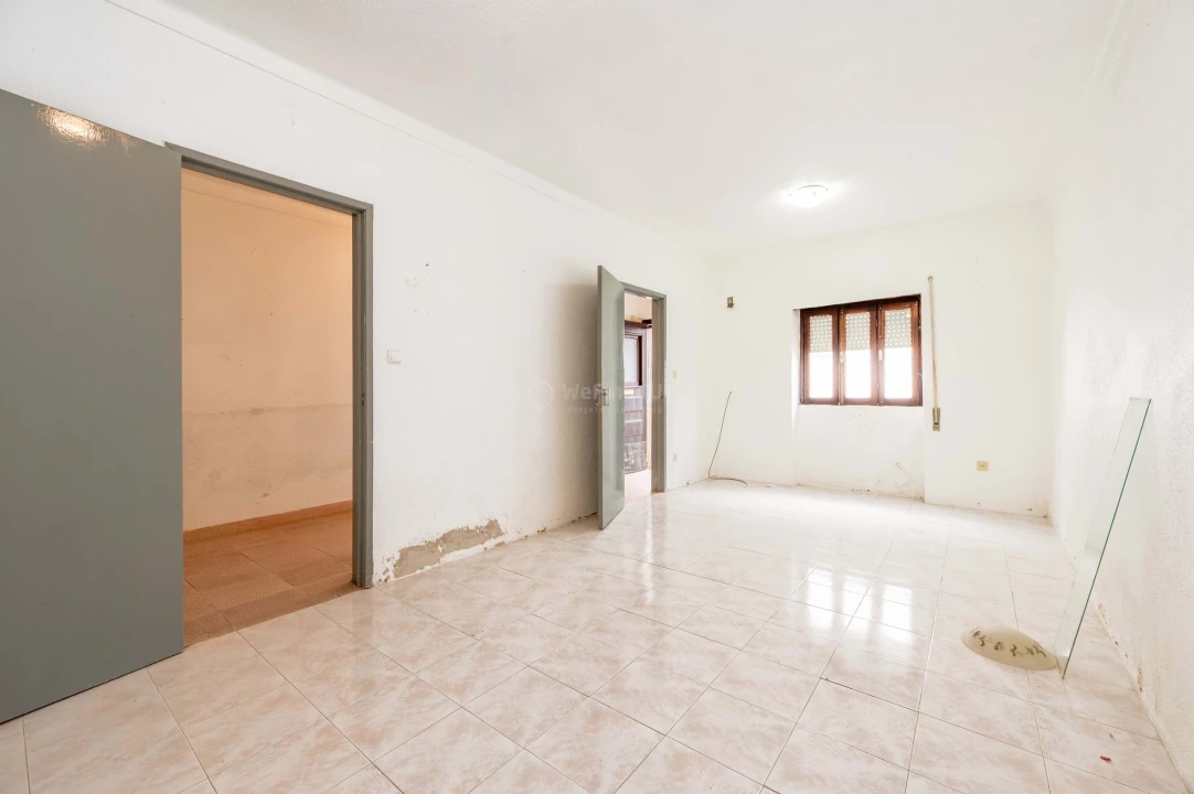 Moradia T4 para Venda em Gafete Foto 8