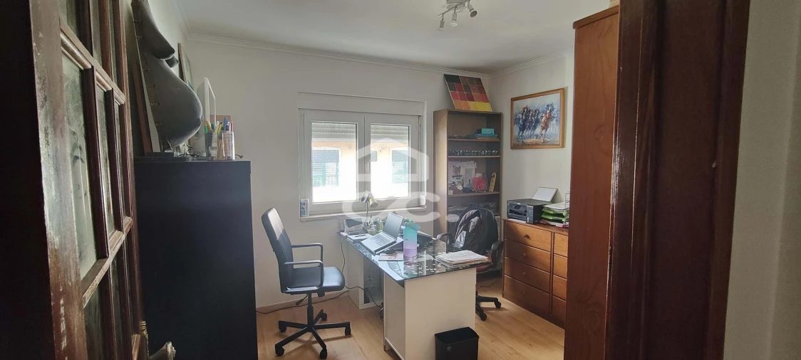 Moradia T3 para Venda em Ramada e Caneças Foto 32