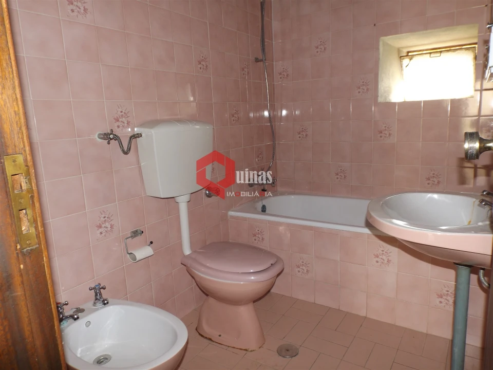 Moradia T2 para Arrendamento em Santo Estêvão e Moita Foto 8