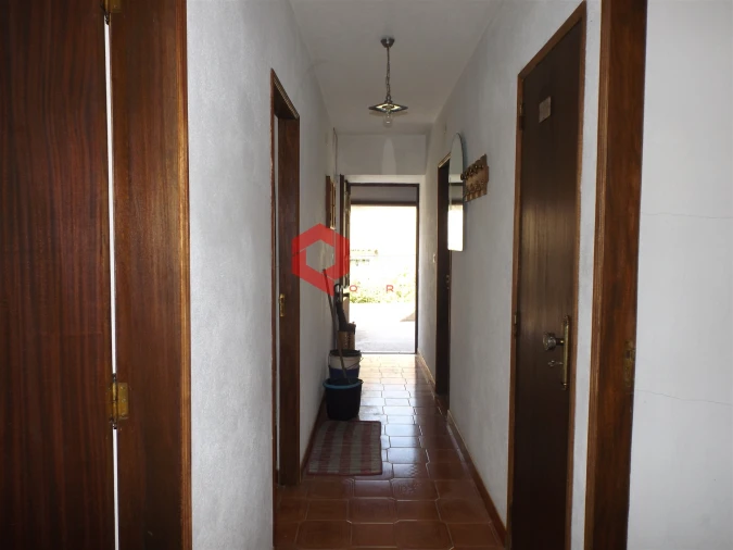 Moradia T2 para Arrendamento em Santo Estêvão e Moita Foto 2