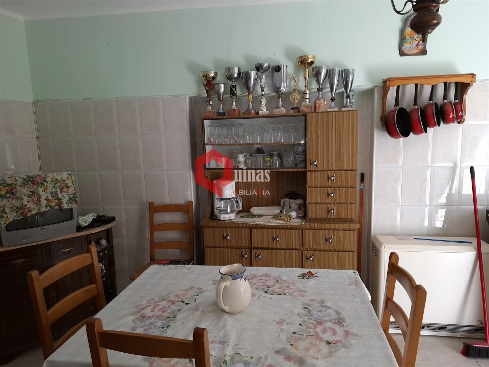 Moradia T2 para Arrendamento em Souto Foto 4