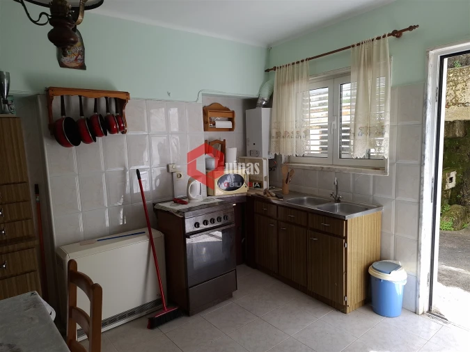 Moradia T2 para Arrendamento em Souto Foto 6