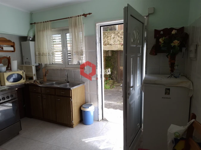 Moradia T2 para Arrendamento em Souto Foto 5
