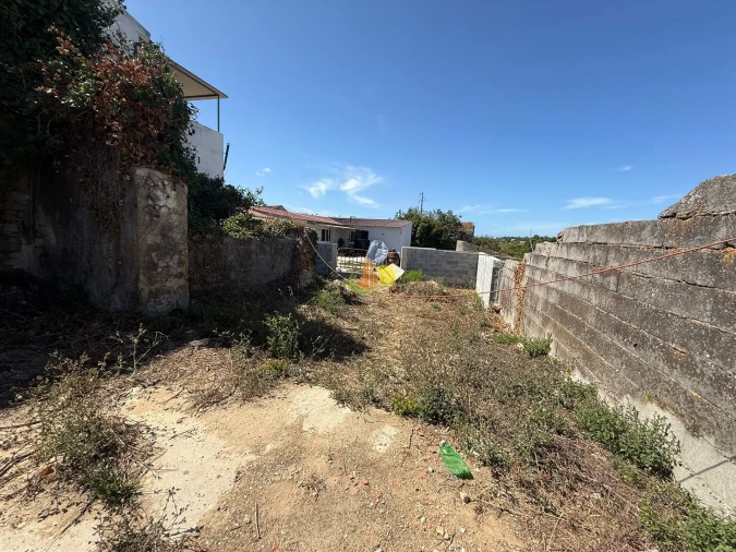 Moradia T1 para Venda em Maiorca Foto 5