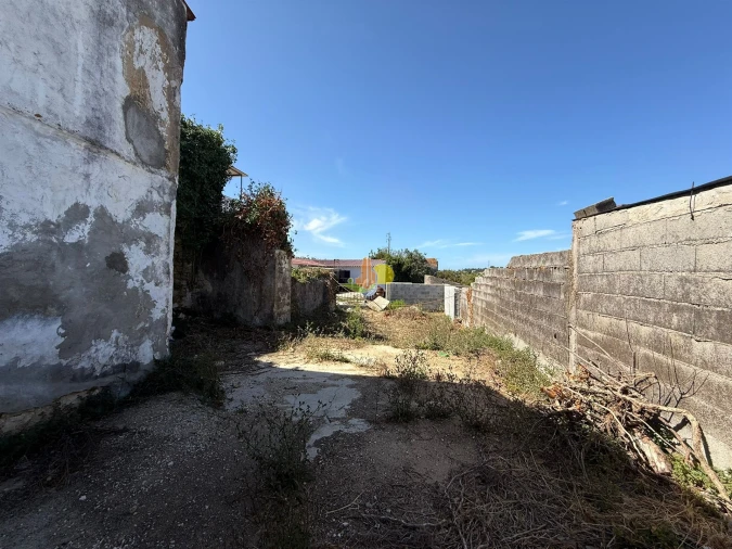 Moradia T1 para Venda em Maiorca Foto 6