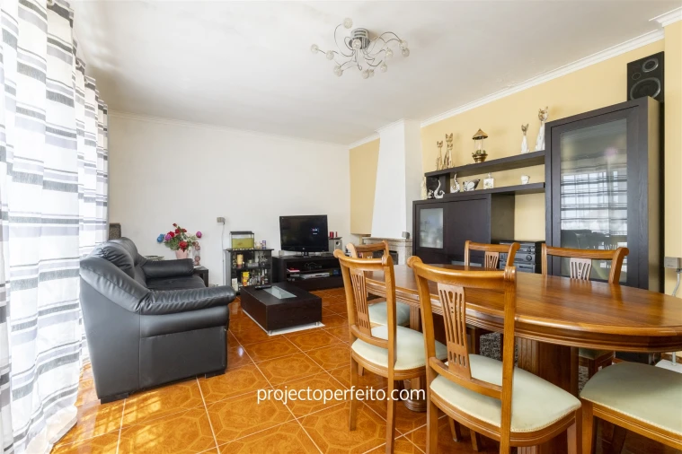 Moradia T3 para Venda em Grijó e Sermonde Foto 9