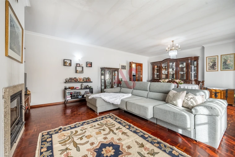 Moradia T4 para Venda em Freamunde Foto 4