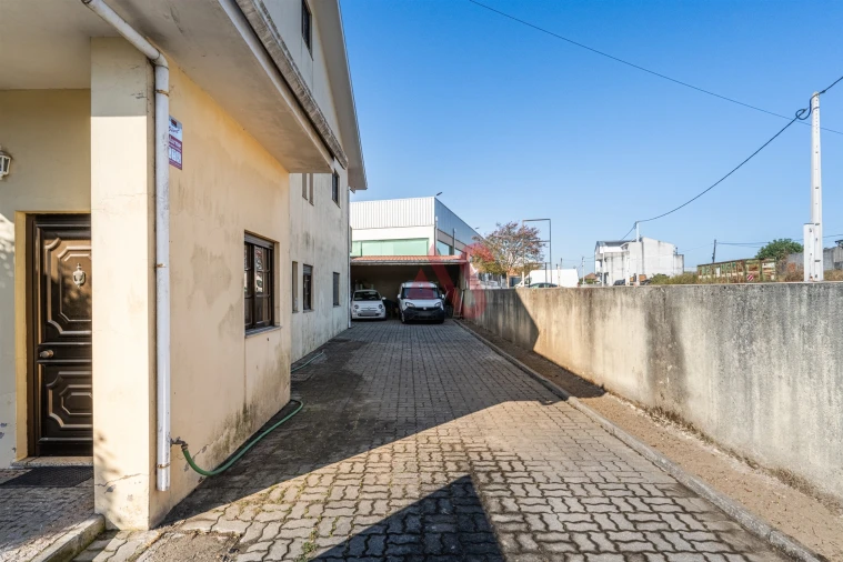 Moradia T4 para Venda em Freamunde Foto 22