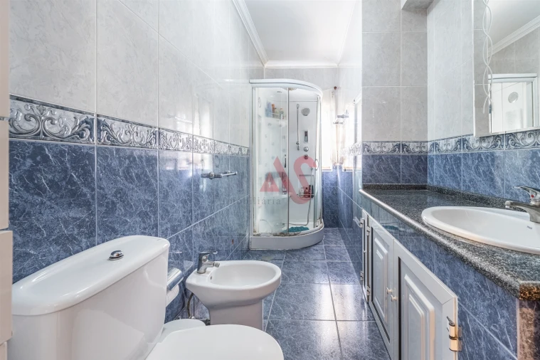 Moradia T4 para Venda em Freamunde Foto 13