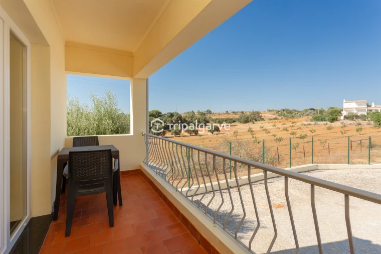 Moradia T5 para Venda em Guia Foto 29