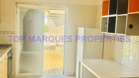 Moradia T4 para Venda em Olhão
