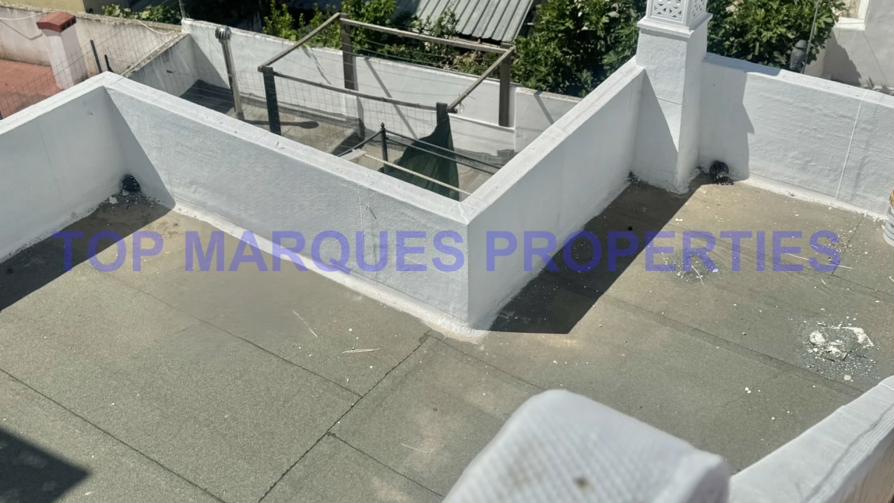 Moradia T4 para Venda em Olhão Foto 2