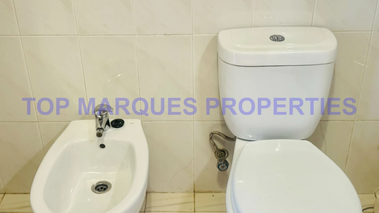 Moradia T4 para Venda em Olhão Foto 9