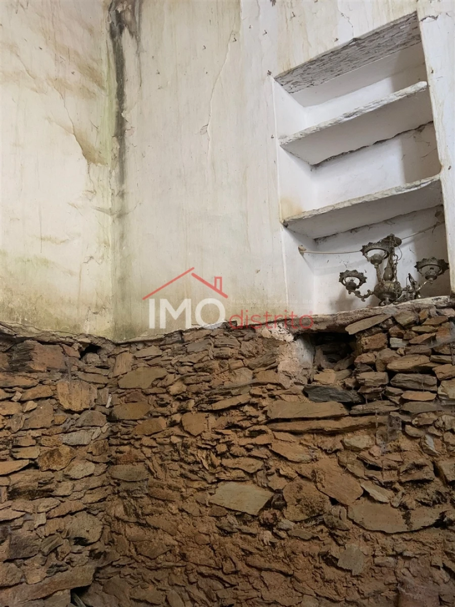 Moradia T3 para Venda em São Salvador da Aramenha Foto 7