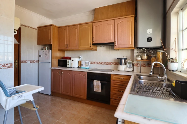 Apartamento T2 para Venda em Guia Foto 6