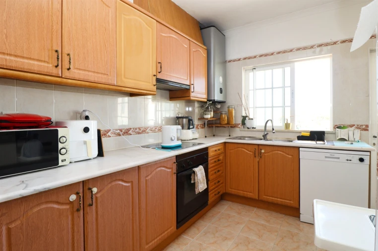 Apartamento T2 para Venda em Guia Foto 3