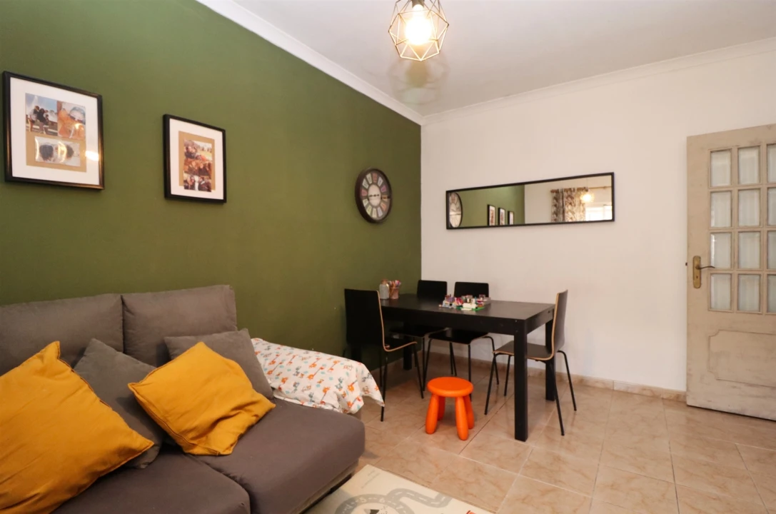 Apartamento T2 para Venda em Guia Foto 13