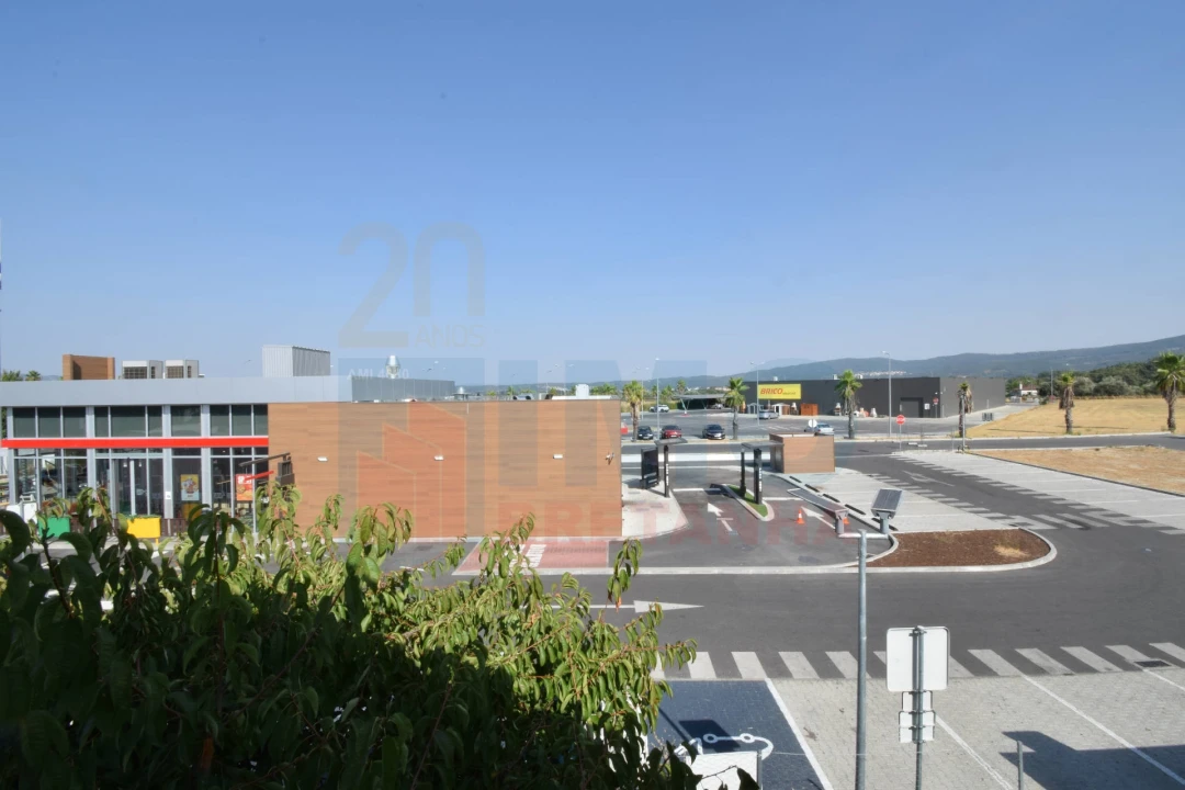 Moradia T6 para Venda em Fundão, Valverde, Donas, A. Joanes, A. Nova Cabo Foto 51