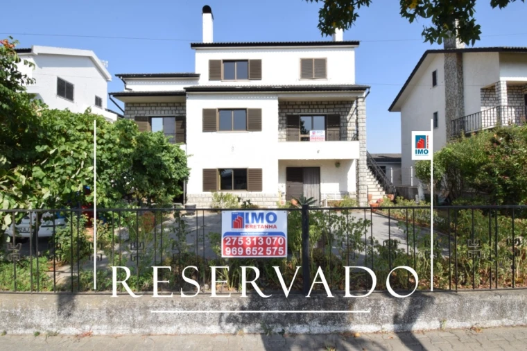 Moradia T6 para Venda em Fundão, Valverde, Donas, A. Joanes, A. Nova Cabo