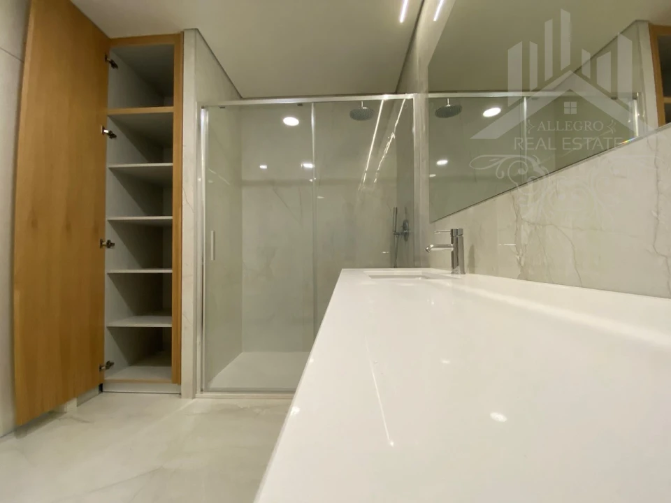 Apartamento T3 para Venda em Cedofeita, Santo Ildefonso, Sé, Miragaia, São Nicolau e Vitória Foto 37