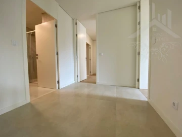 Apartamento T3 para Venda em Cedofeita, Santo Ildefonso, Sé, Miragaia, São Nicolau e Vitória