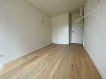 Apartamento T3 para Venda em Cedofeita, Santo Ildefonso, Sé, Miragaia, São Nicolau e Vitória