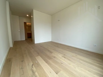 Apartamento T3 para Venda em Cedofeita, Santo Ildefonso, Sé, Miragaia, São Nicolau e Vitória