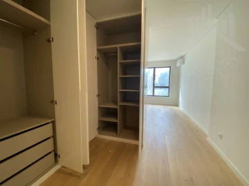 Apartamento T3 para Venda em Cedofeita, Santo Ildefonso, Sé, Miragaia, São Nicolau e Vitória