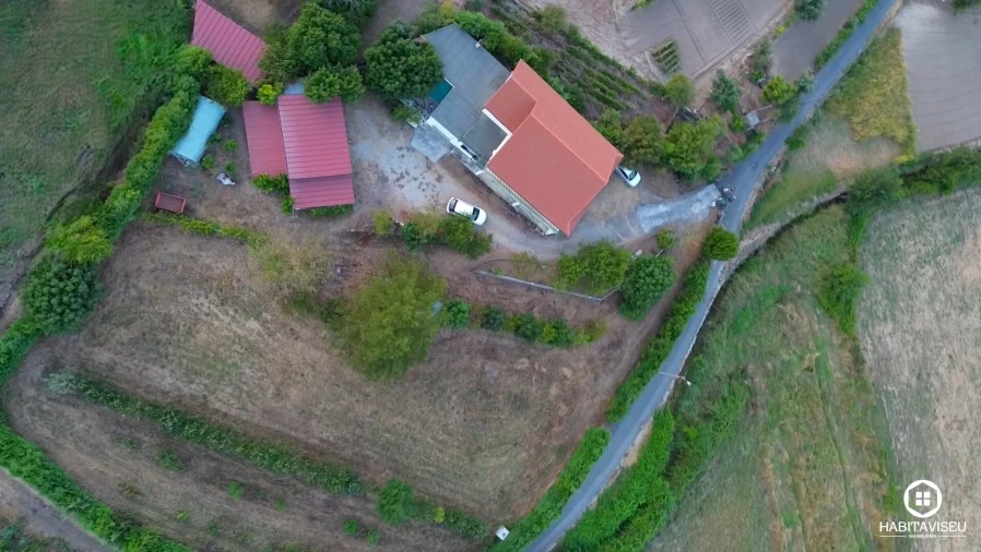 Quinta T5 para Venda em Povolide Foto 2