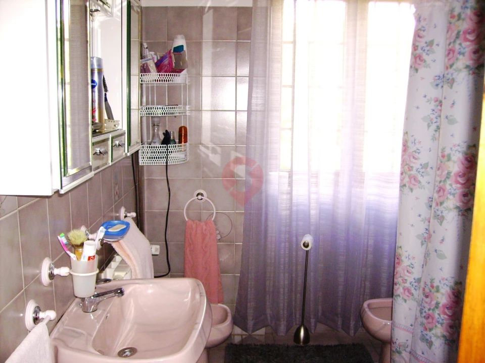 Moradia T5 para Venda em Cristoval Foto 14