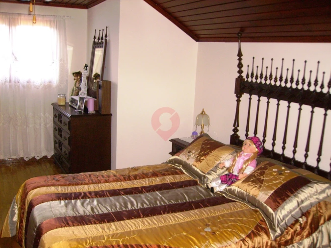 Moradia T5 para Venda em Cristoval Foto 18