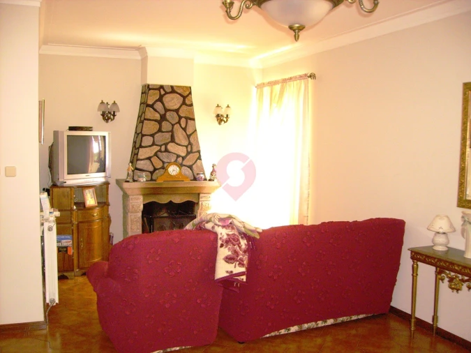 Moradia T5 para Venda em Cristoval Foto 17