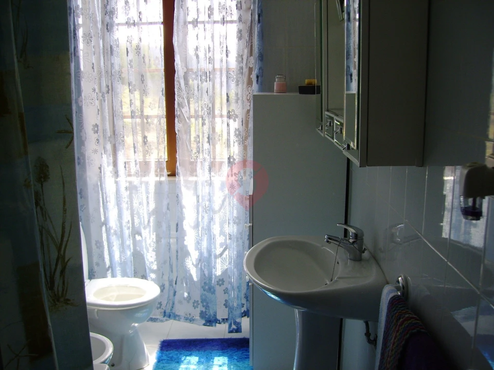 Moradia T5 para Venda em Cristoval Foto 12