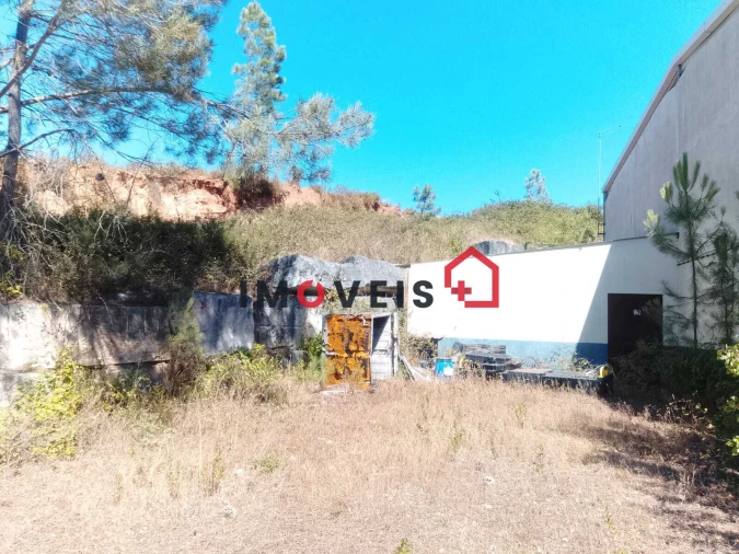 Armazém para Venda em Alcanede Foto 4