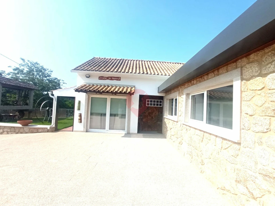 Moradia T2 para Venda em Mazedo e Cortes Foto 3