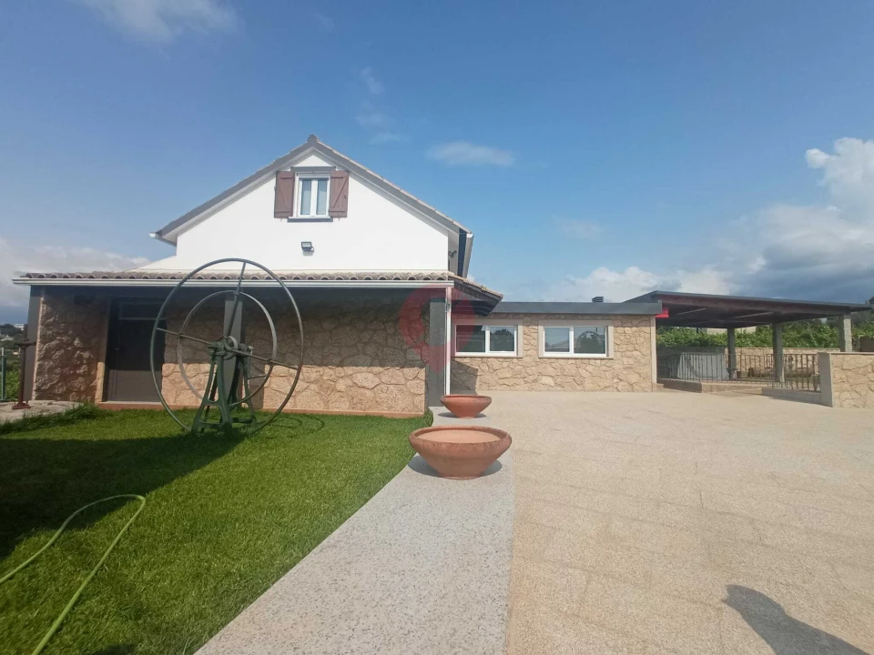 Moradia T2 para Venda em Mazedo e Cortes Foto 1