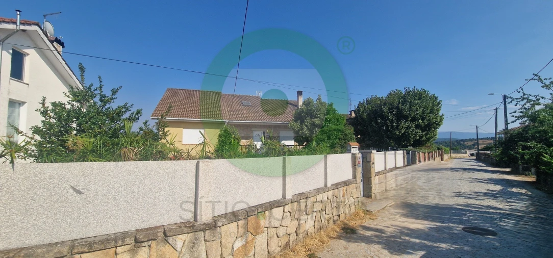 Moradia T4 para Venda em Redondelo Foto 6